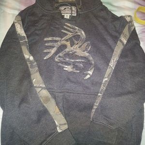 Legandary camo hoodie XL